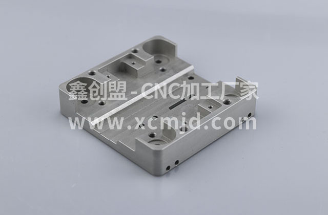 汽車連接器數(shù)控加工打樣有什么用？關于汽車連接器數(shù)控加工的幾點作用 